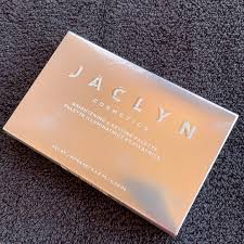 JACLYN COSMETICS brightening &amp; setting palettes